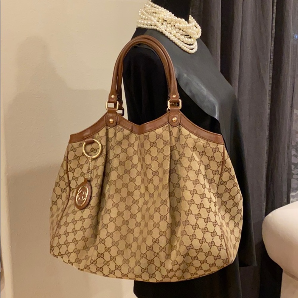 Gucci tote bag